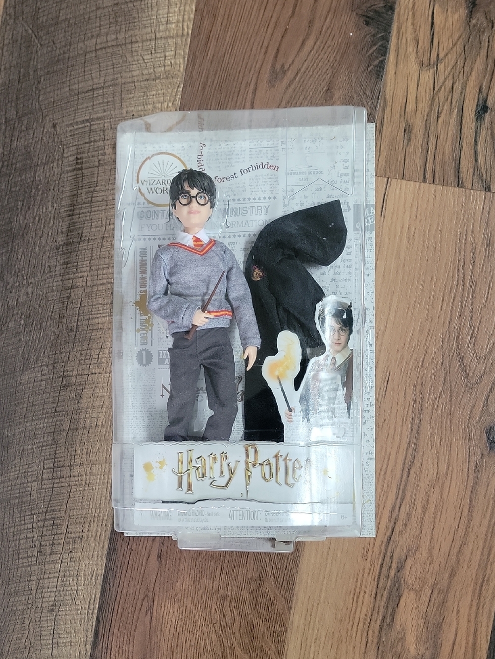 Warner Bros. Harry Potter Figure with Gray Sweater & Black Robe ***open Box***
